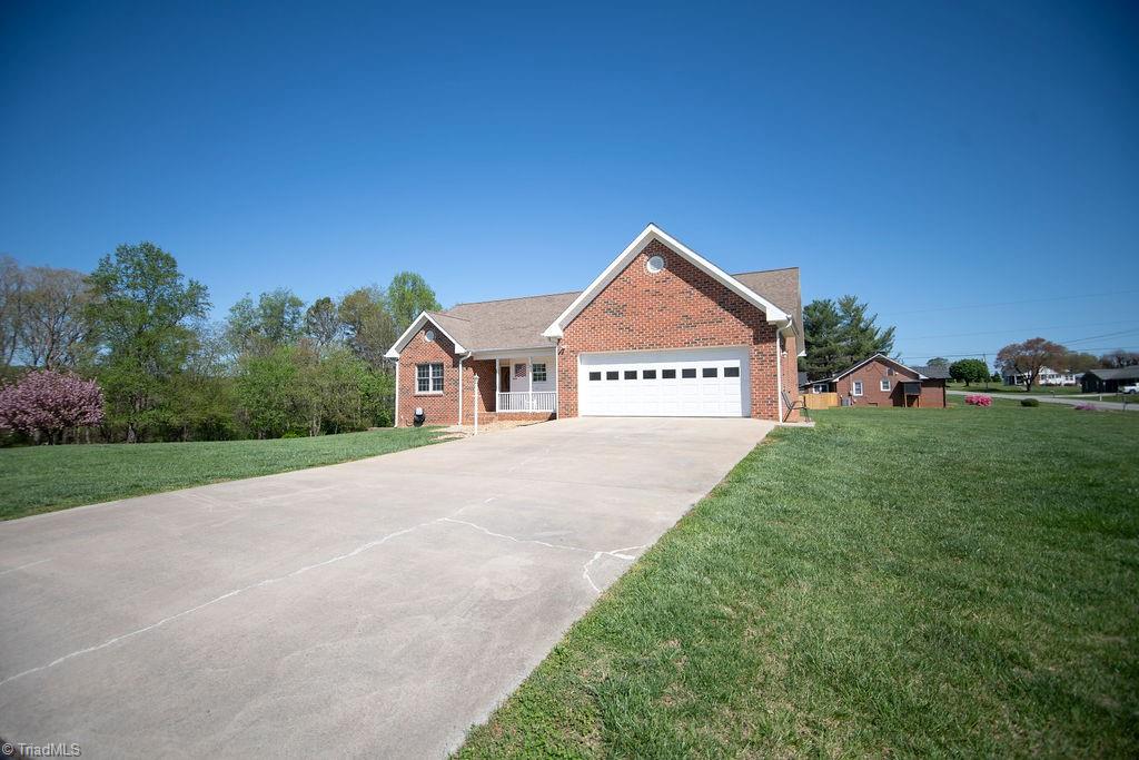 4106 Double B Trail, Hamptonville, North Carolina image 34
