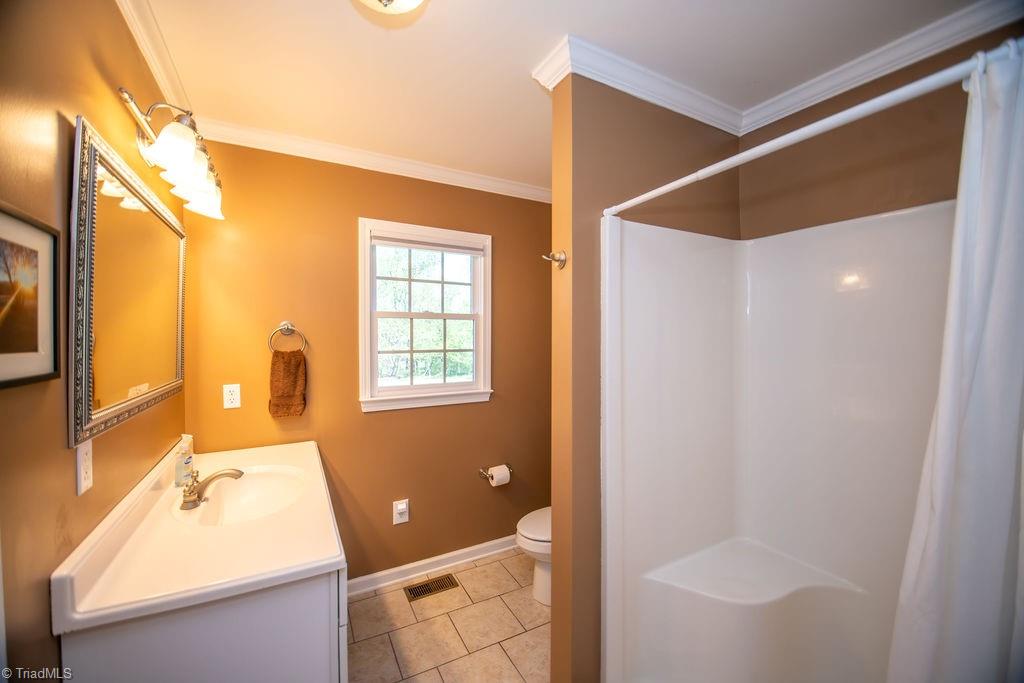 4106 Double B Trail, Hamptonville, North Carolina image 22