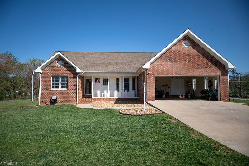 4106 Double B Trail, Hamptonville, North Carolina image 10