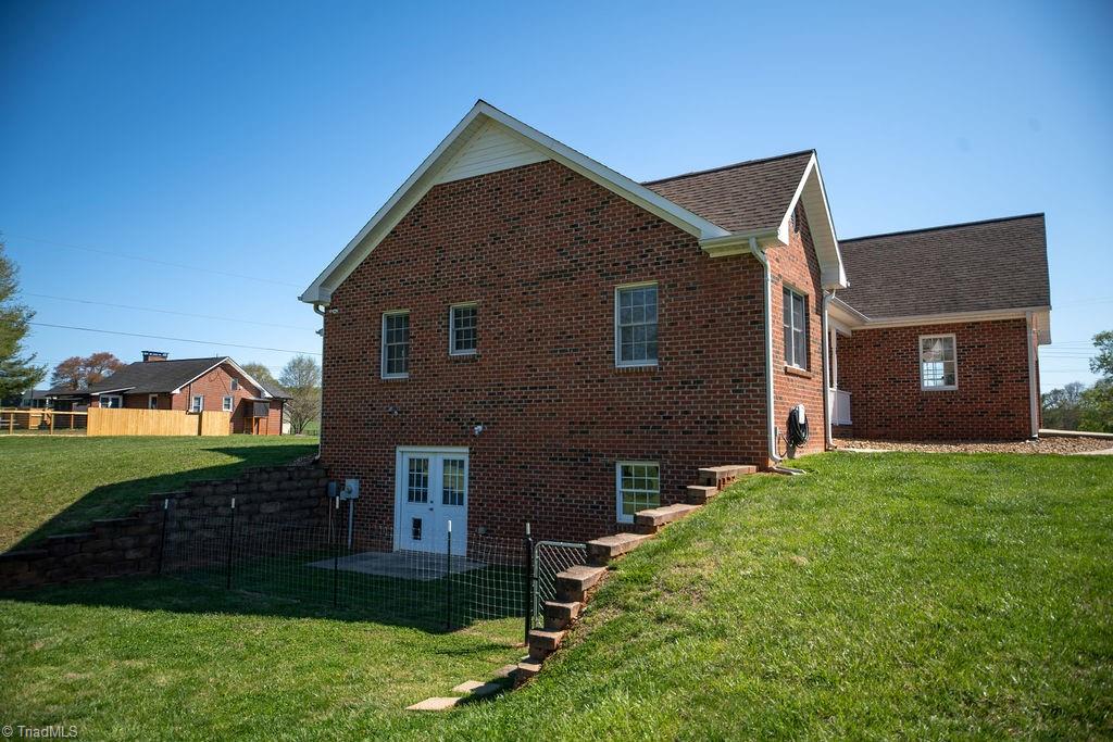4106 Double B Trail, Hamptonville, North Carolina image 25