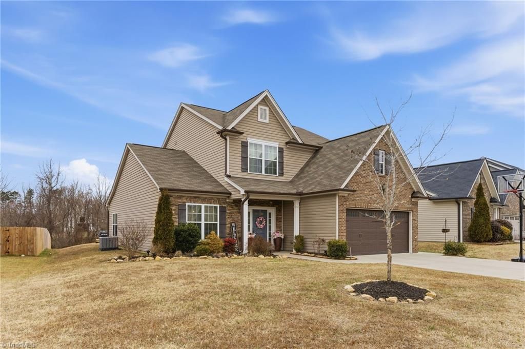 Photo of 512 Paul Pope Road, Thomasville, NC 27360 (MLS # 1207745)