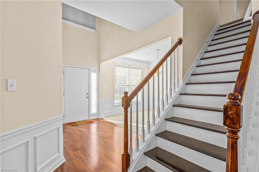 Photo of 1551 Pondhaven Drive, High Point, NC 27265 (MLS # 1207189)