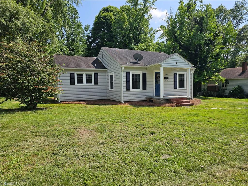 320 Avon Street, Mocksville, North Carolina image 2