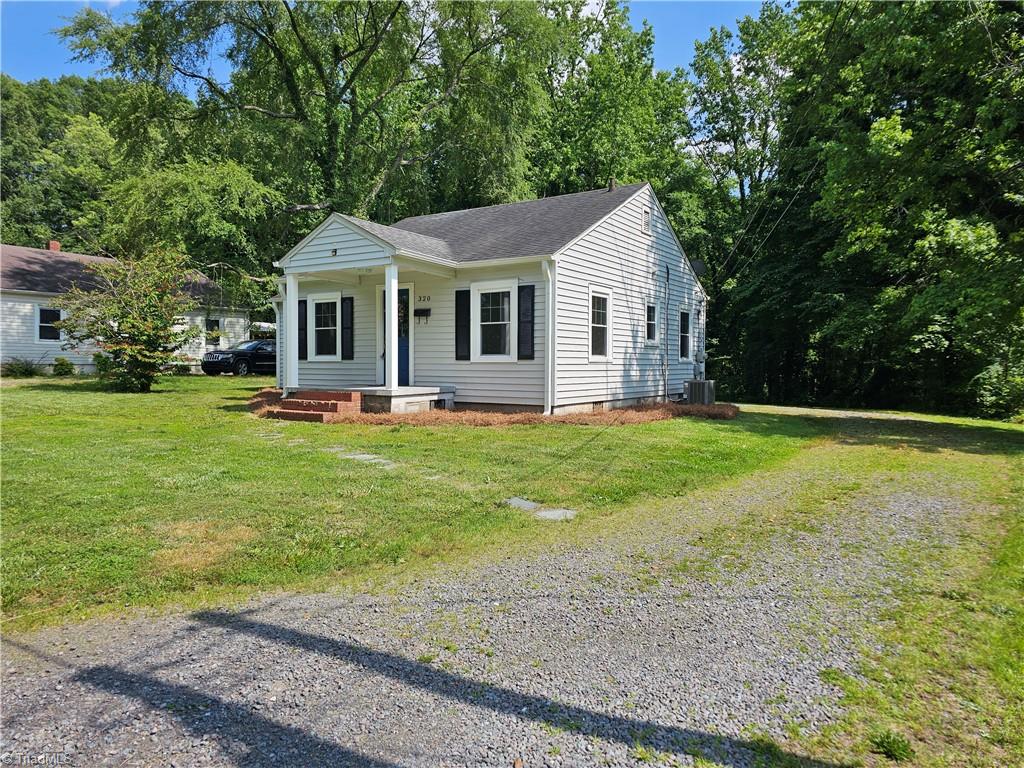 320 Avon Street, Mocksville, North Carolina image 3