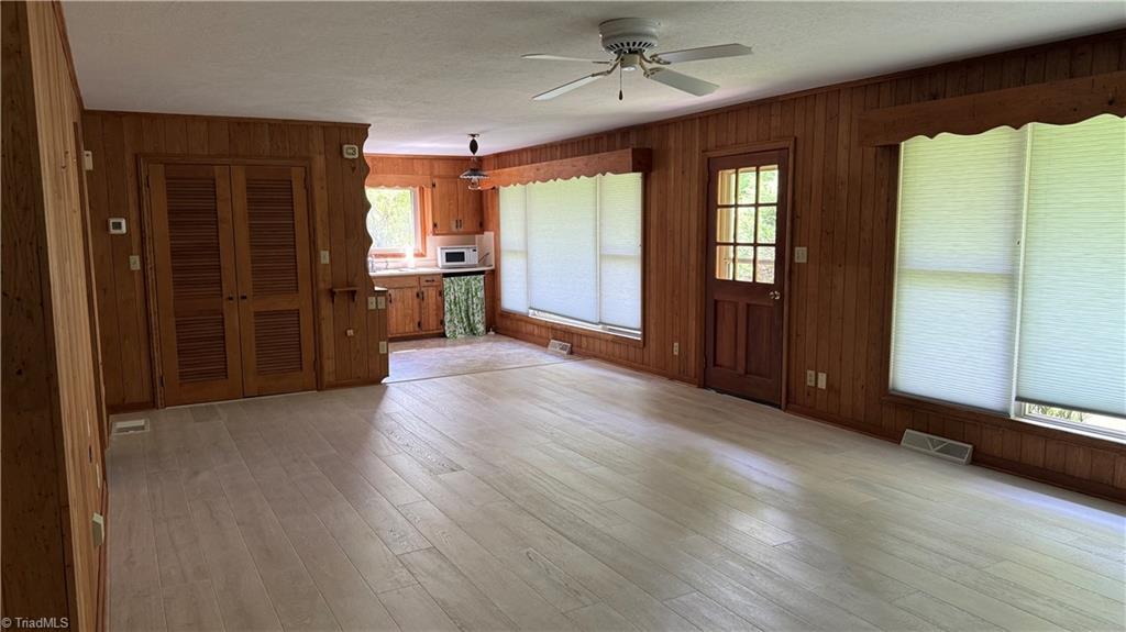 194 Abbey Road, Boone, North Carolina image 11