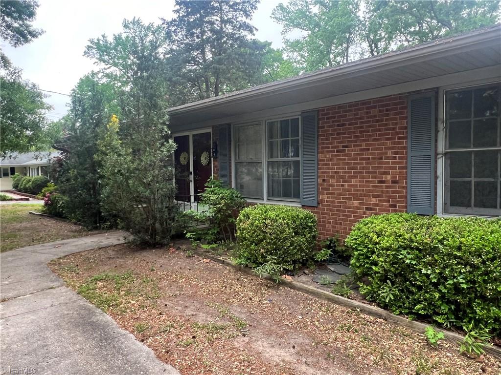 5899 Ashbrook Circle, Archdale, North Carolina image 3
