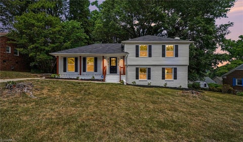 Homes For Sale - 2210 Dulaire Road<br/> Greensboro, NC 27407