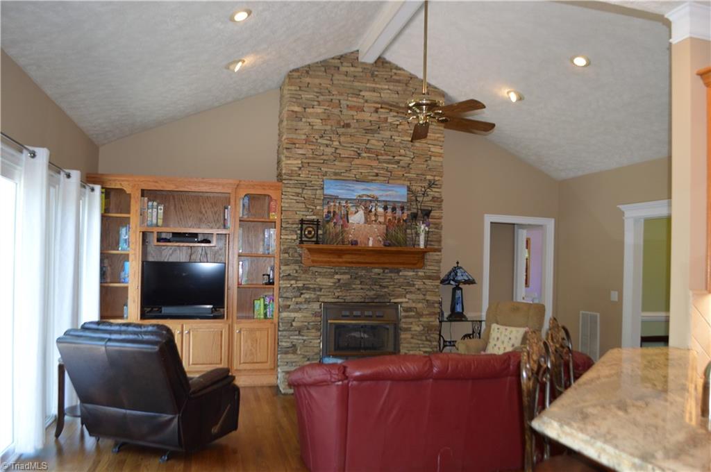 198 Savannah Lane, Mount Airy, North Carolina image 5