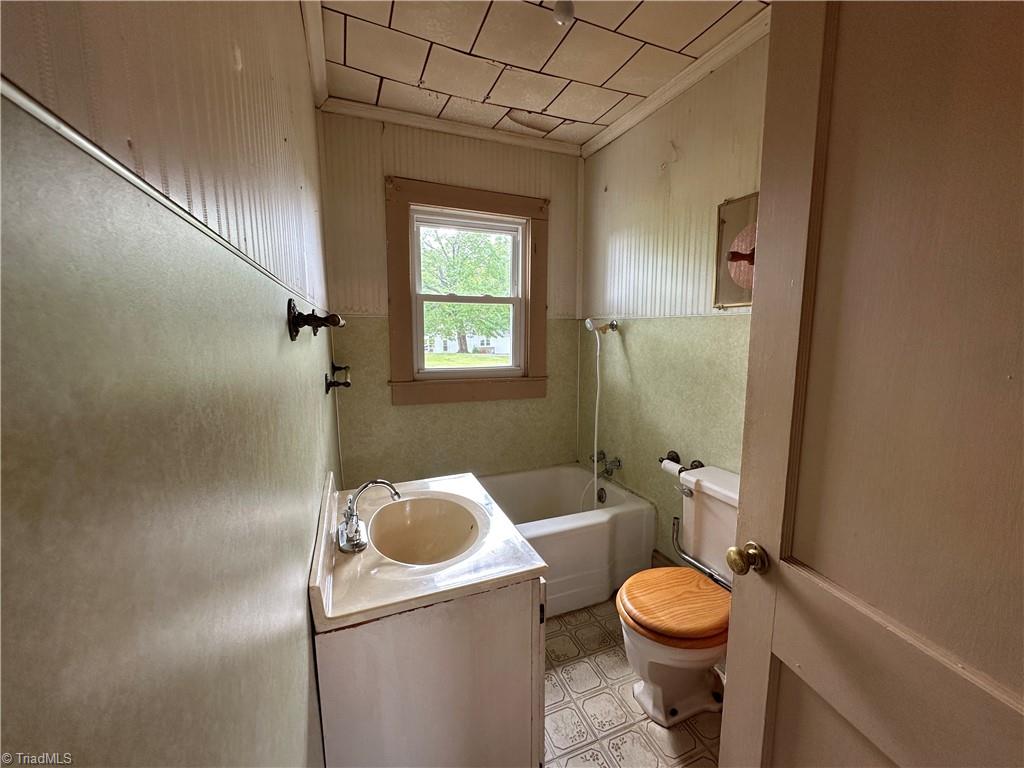 135 Hendren Lane, Hiddenite, North Carolina image 35