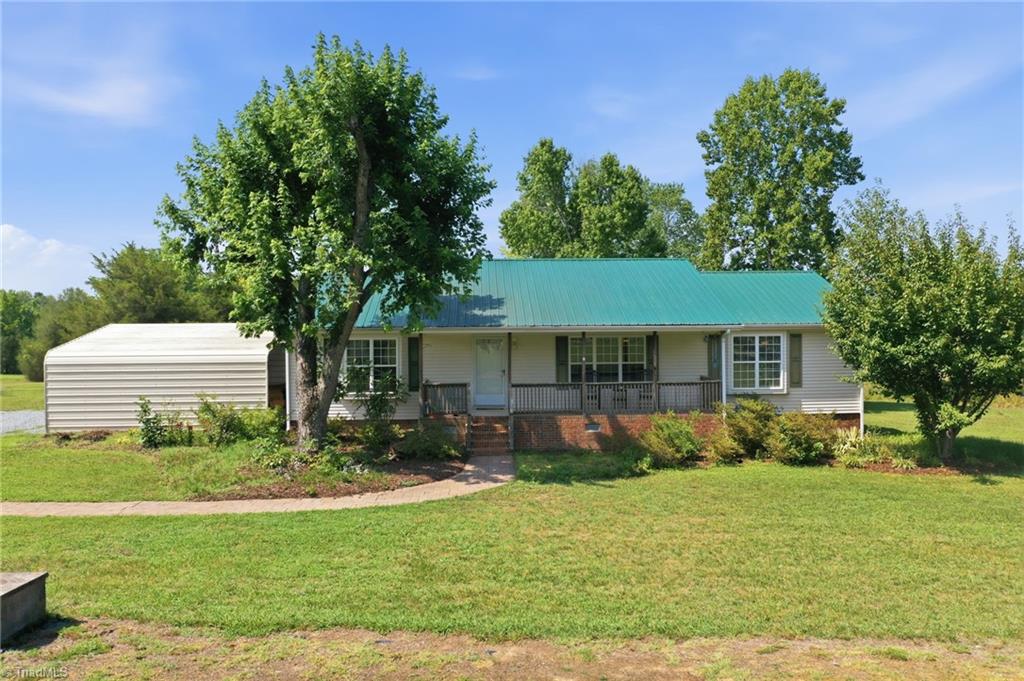 Photo of 852 Boone Road, Burlington, NC 27217 (MLS # 1226992)