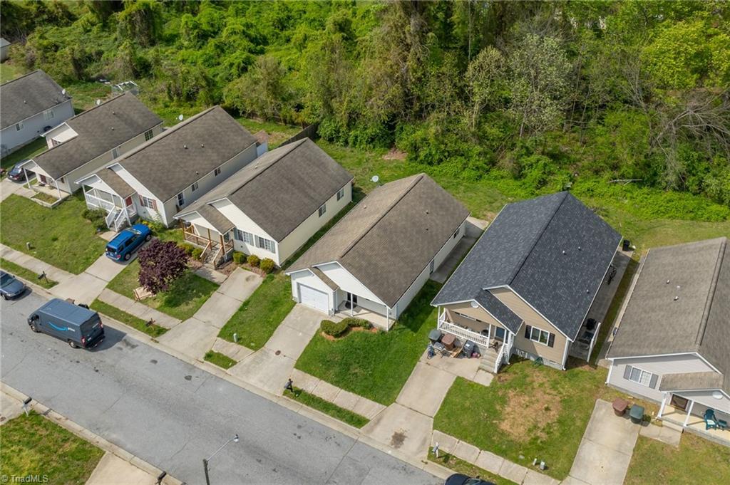 1708 Hertford Street, Greensboro, North Carolina image 24