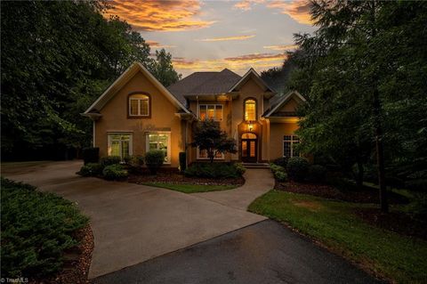 A home in Yadkinville