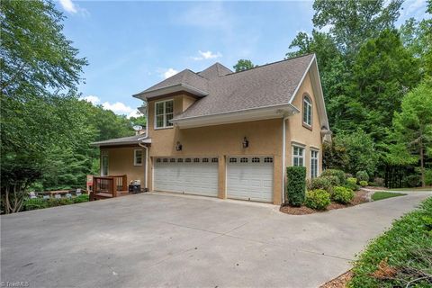 A home in Yadkinville