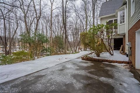 A home in Kernersville