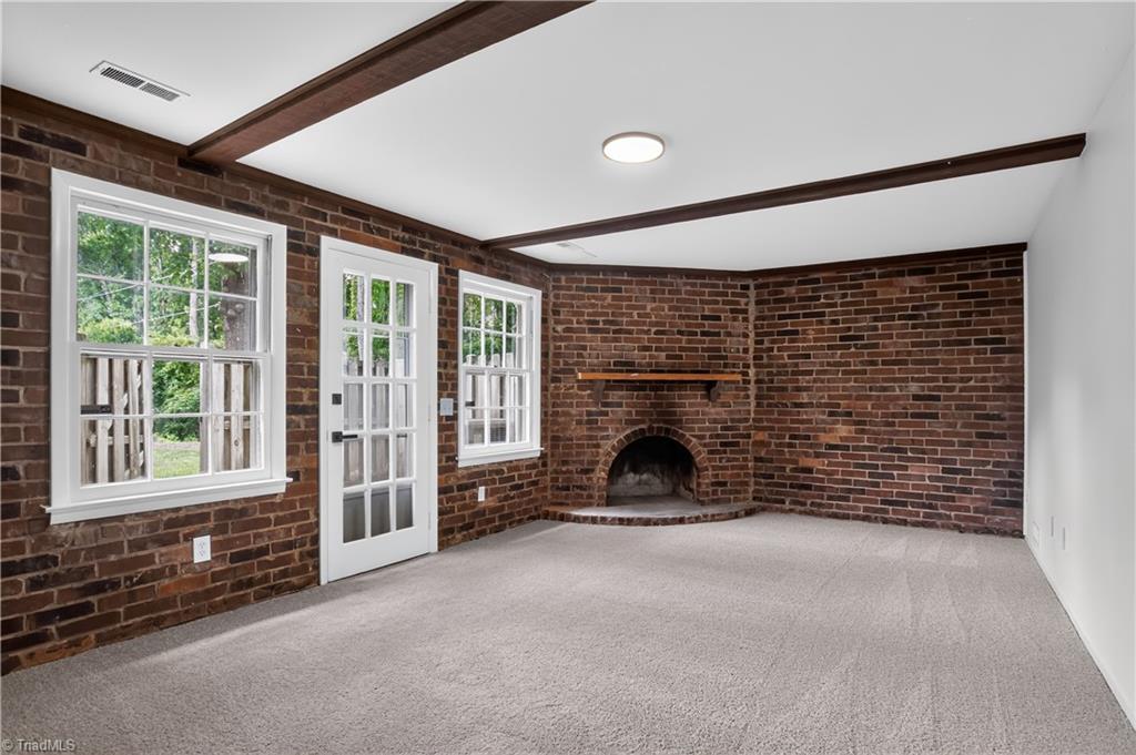 Photo of 3011 Patriot Court #D, Greensboro, NC 27408 (MLS # 1230188)