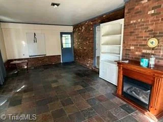 2101 Mount Sinai Road, photo 5 of 14