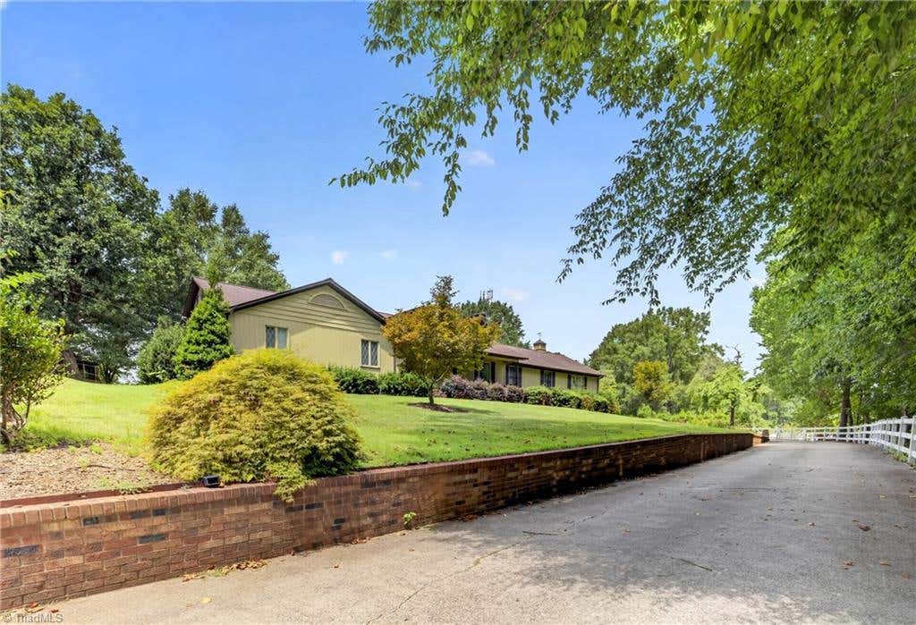 Photo of 4262 NC Highway 49 S, Asheboro, NC 27205 (MLS # 1229414)