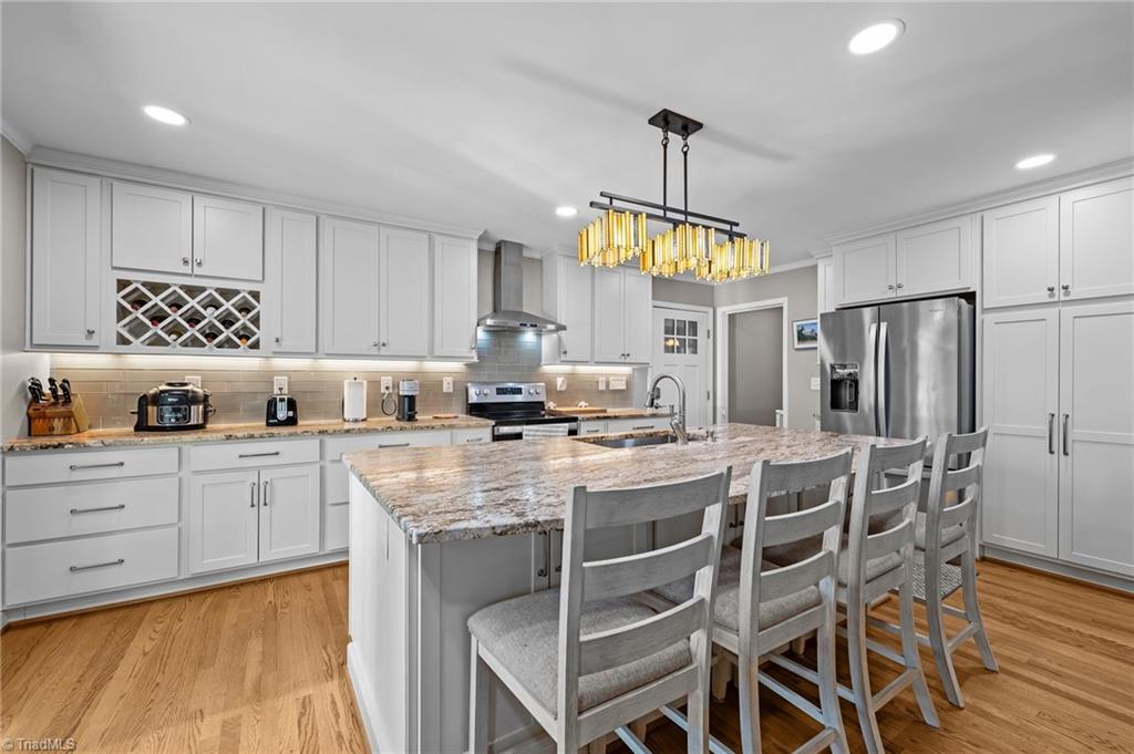 1417 Knightwood Drive, Greensboro, North Carolina image 9