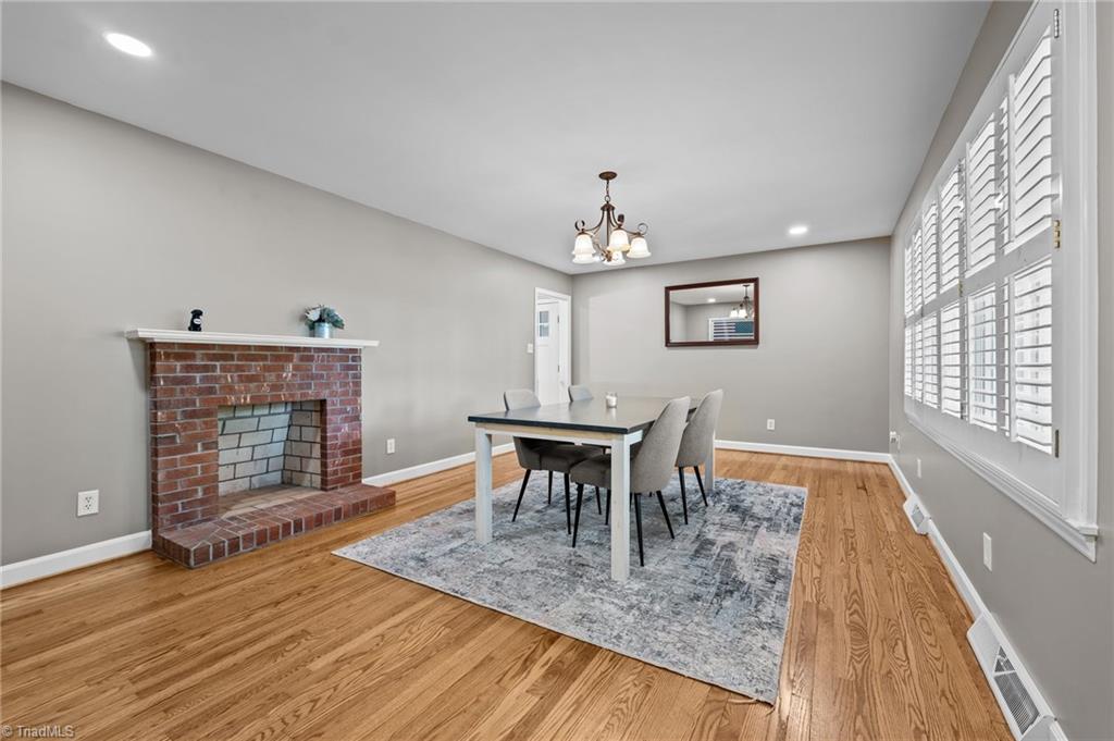 1417 Knightwood Drive, Greensboro, North Carolina image 12