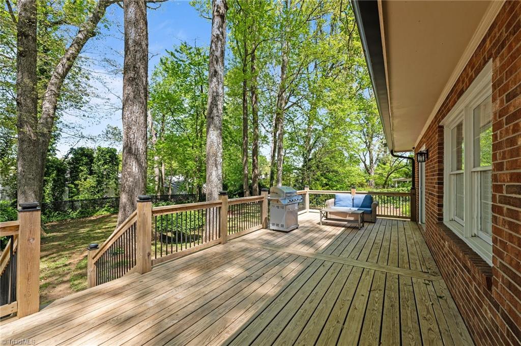 1417 Knightwood Drive, Greensboro, North Carolina image 32