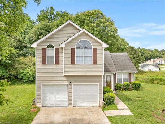 3921 QUILLMARK CT, WINSTON SALEM, NC 27127 - Image c71d5d386463bfbb0932e9dca73139a5/2224911460