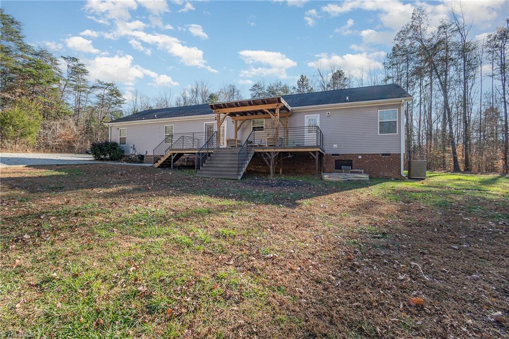 4018 S Fairway Drive, Greensboro, North Carolina image 25