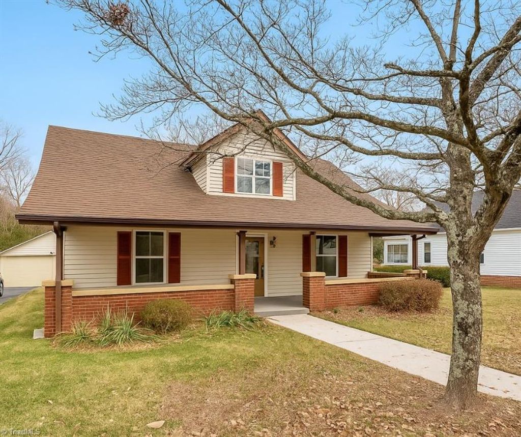 Photo of 605 Main Gq Street, Salisbury, NC 28146 (MLS # 1203377)