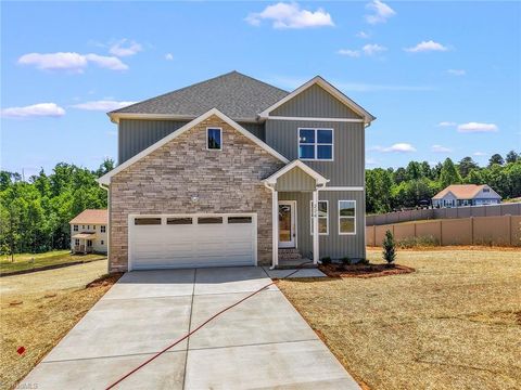 Homes For Sale - 224 Timber Hill Court<br/> Rural Hall, NC 27045
