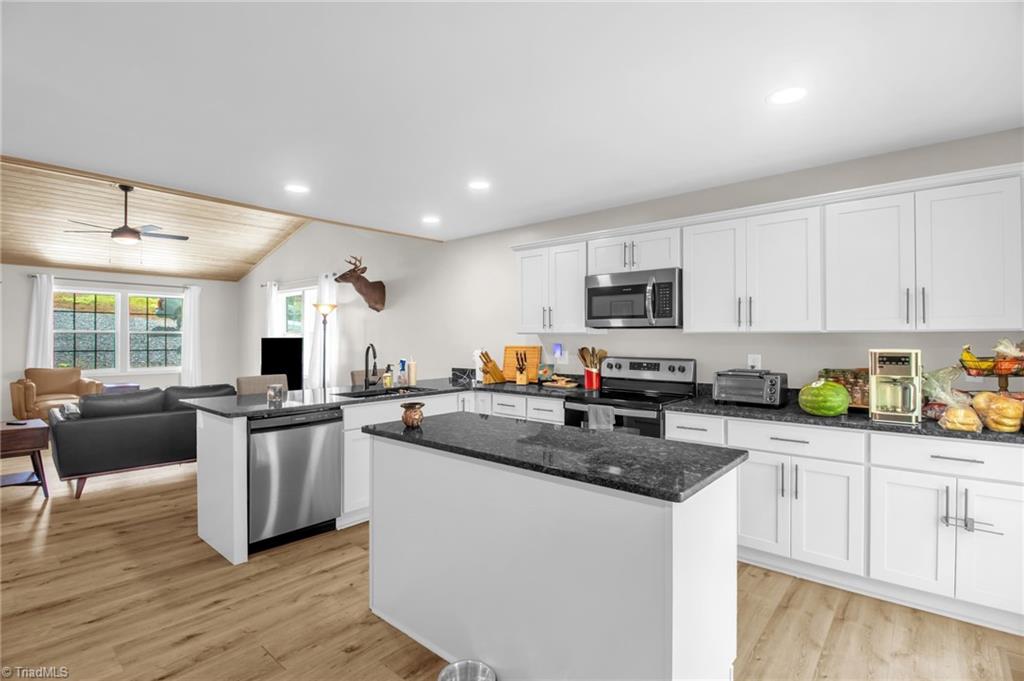 1105/1103 Thayer Road, Trinity, North Carolina image 10