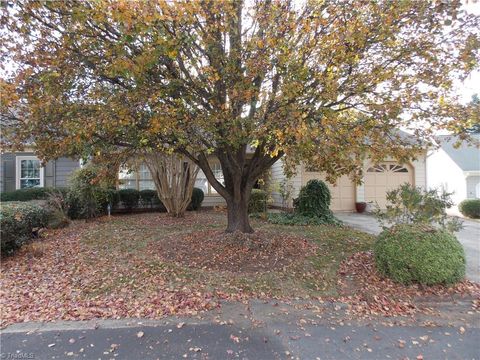 5021 Heathridge Terrace Greensboro NC 27410