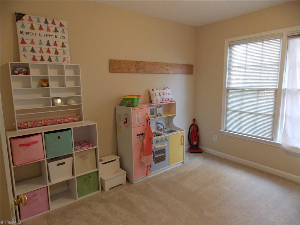 5021 Heathridge Terrace