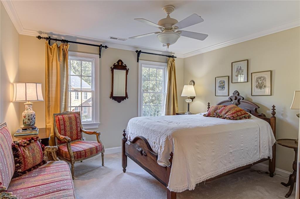 Winston-Salem, North Carolina 27104, United States, 5 Bedrooms Bedrooms, ,5 BathroomsBathrooms,Residential,Pending,92678