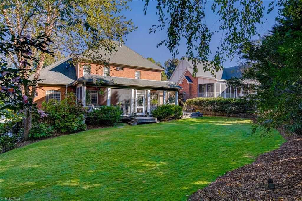 Winston-Salem, North Carolina 27104, United States, 5 Bedrooms Bedrooms, ,5 BathroomsBathrooms,Residential,Pending,92678