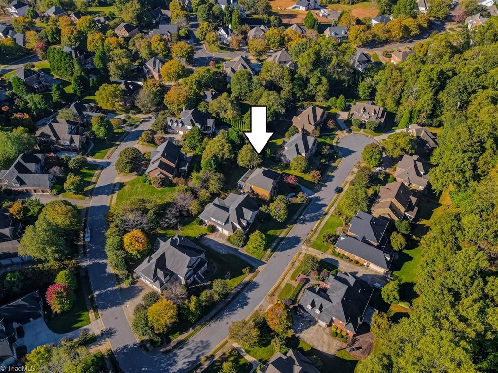 Winston-Salem, North Carolina 27104, United States, 5 Bedrooms Bedrooms, ,5 BathroomsBathrooms,Residential,Pending,92678