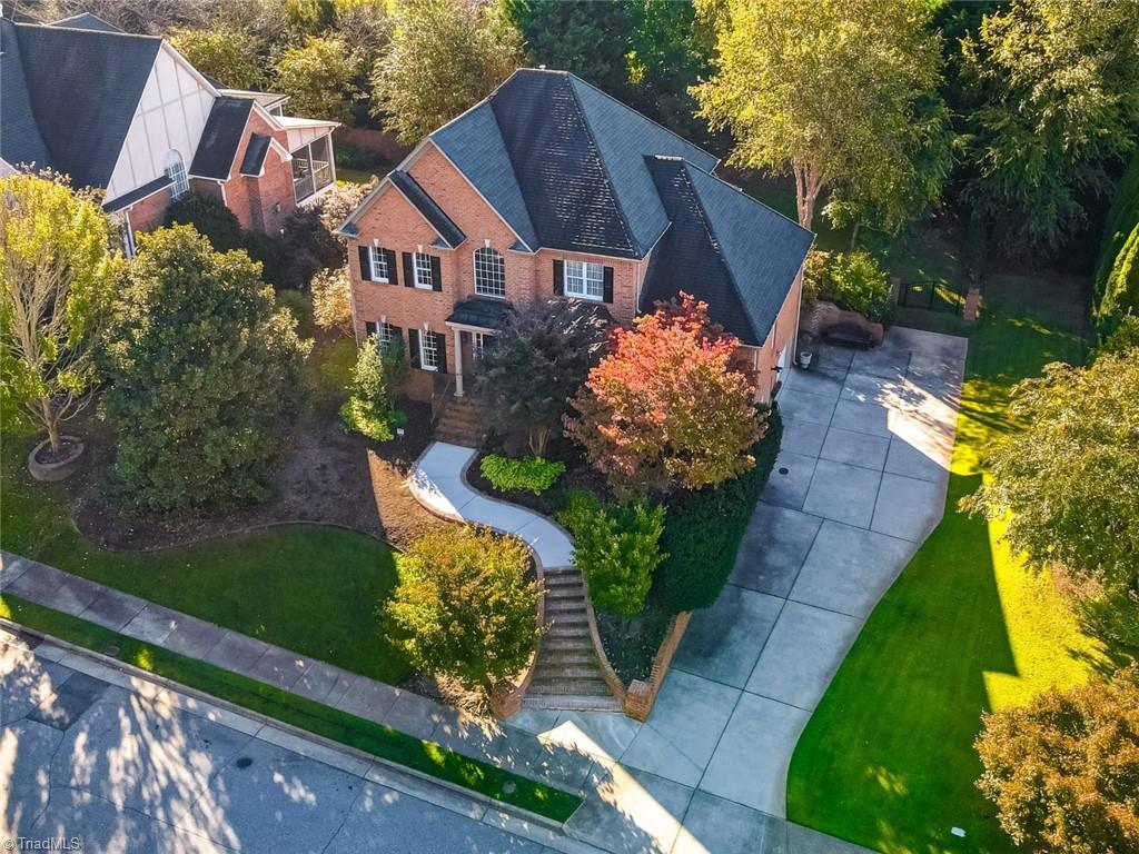 Winston-Salem, North Carolina 27104, United States, 5 Bedrooms Bedrooms, ,5 BathroomsBathrooms,Residential,Pending,92678