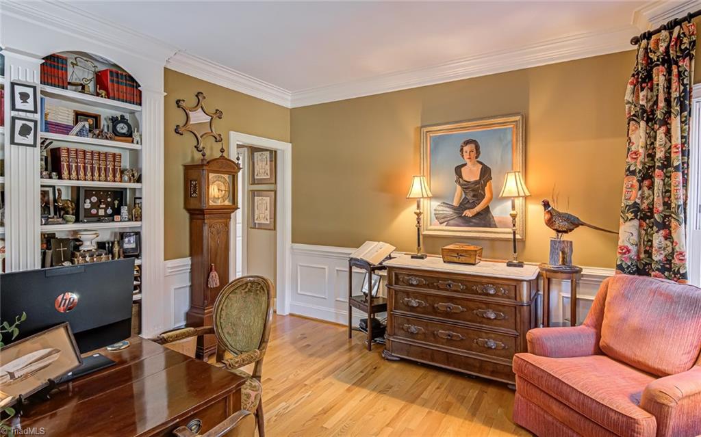 Winston-Salem, North Carolina 27104, United States, 5 Bedrooms Bedrooms, ,5 BathroomsBathrooms,Residential,Pending,92678