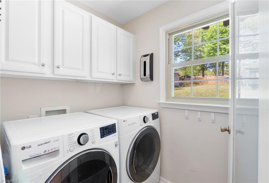 3706 Hobbs Road, Greensboro, North Carolina image 17