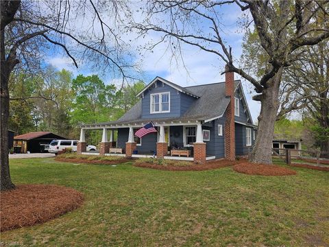 4255 Wallburg High Point Road High Point NC 27265