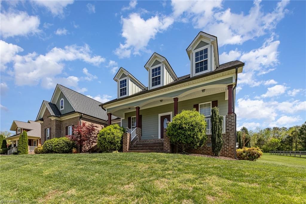 Photo of 5003 Lindenwold Drive, Summerfield, NC 27358 (MLS # 1213604)