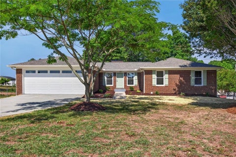 Homes For Sale - 139 Berrier Road<br/> Lexington, NC 27295