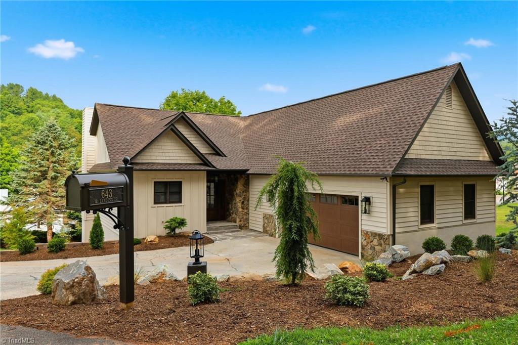 Photo of 643 Landing Drive, Jefferson, NC 28640 (MLS # 1229956)