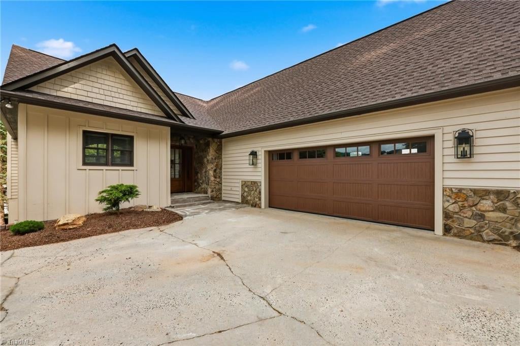 Photo of 643 Landing Drive, Jefferson, NC 28640 (MLS # 1229956)