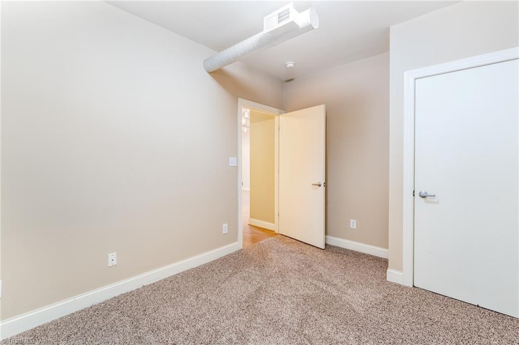 220 Market Street #307, Greensboro, North Carolina image 11