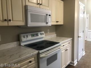 105 Wolf Den Court, Climax, North Carolina image 4