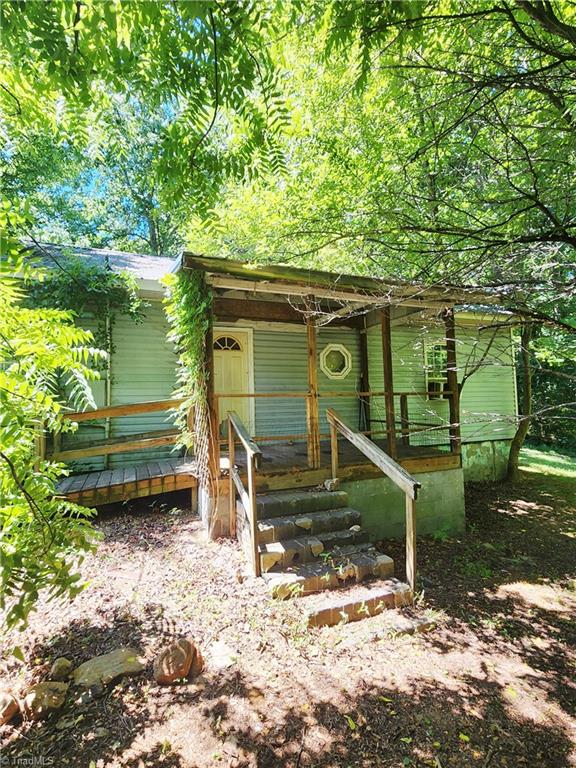 6615 Flint Hill Road, Sophia, NC, 27350