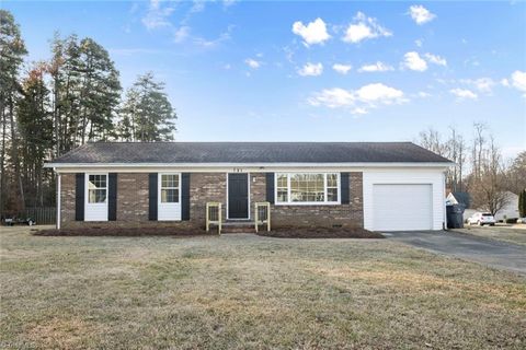 A home in Kernersville