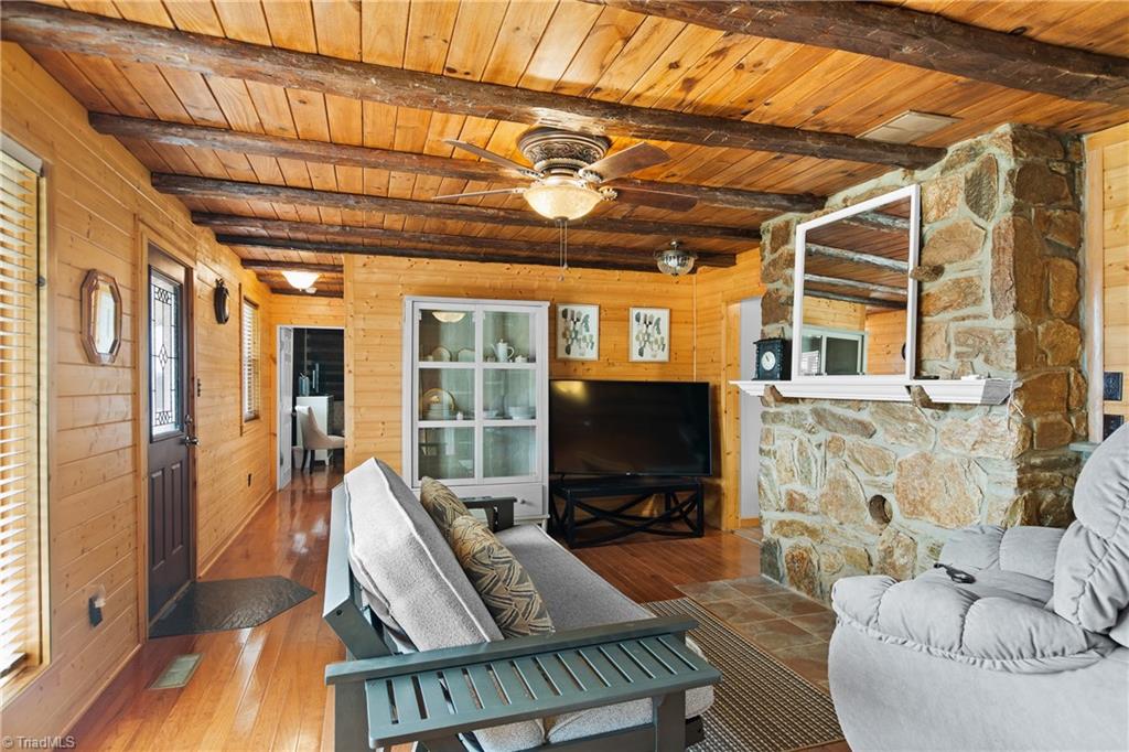 222 Mountain Valley Drive