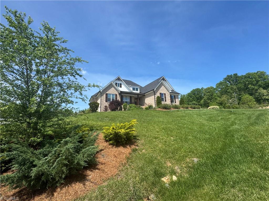 108 Flagstone Drive, King, North Carolina image 2