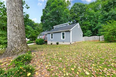 A home in Kernersville