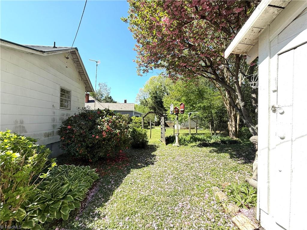 222 Vance Street, Lexington, North Carolina image 36